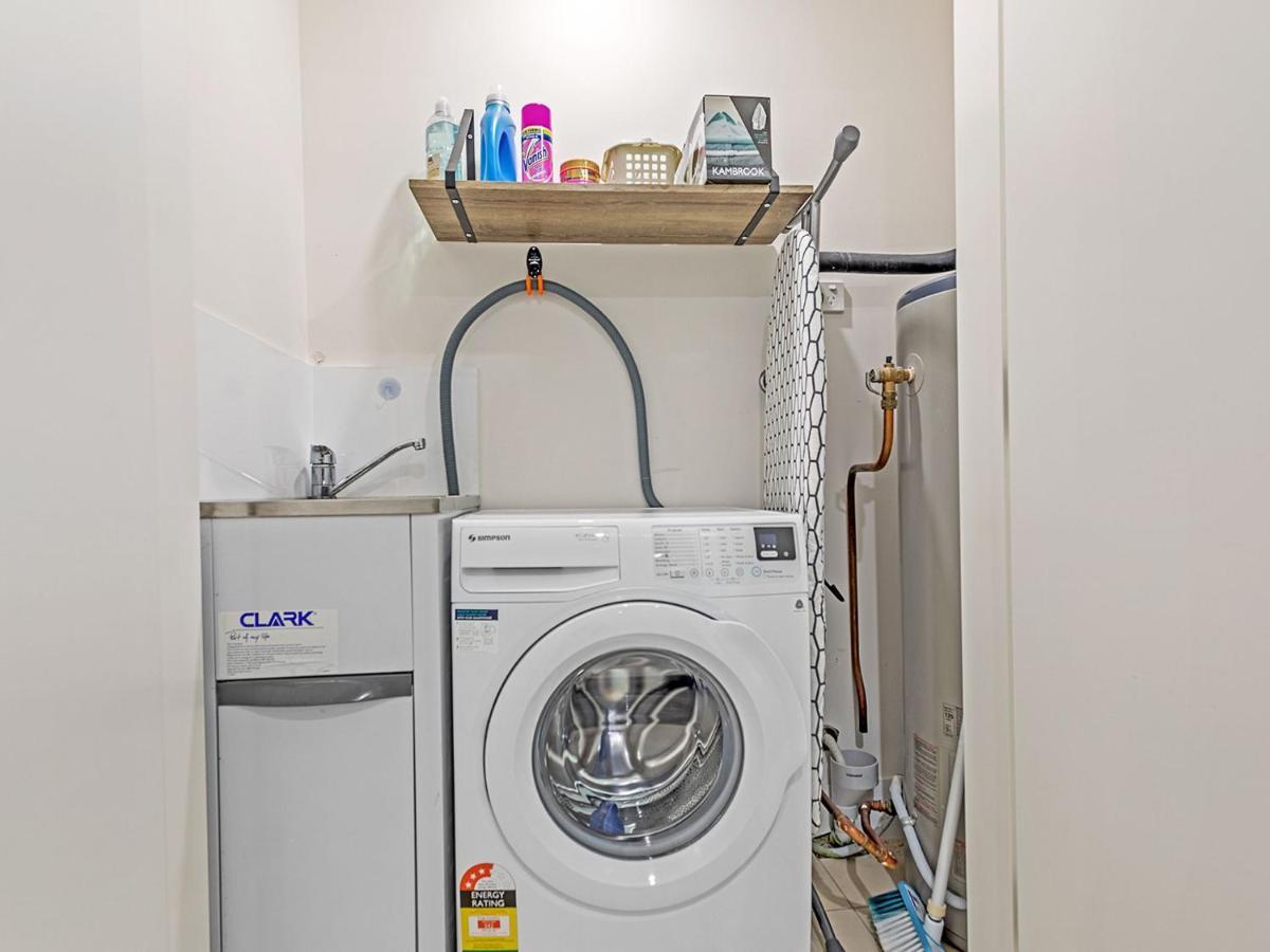 The Shoal Apartments, Unit 108/4-8 Bullecourt Street 쇼얼베이 외부 사진